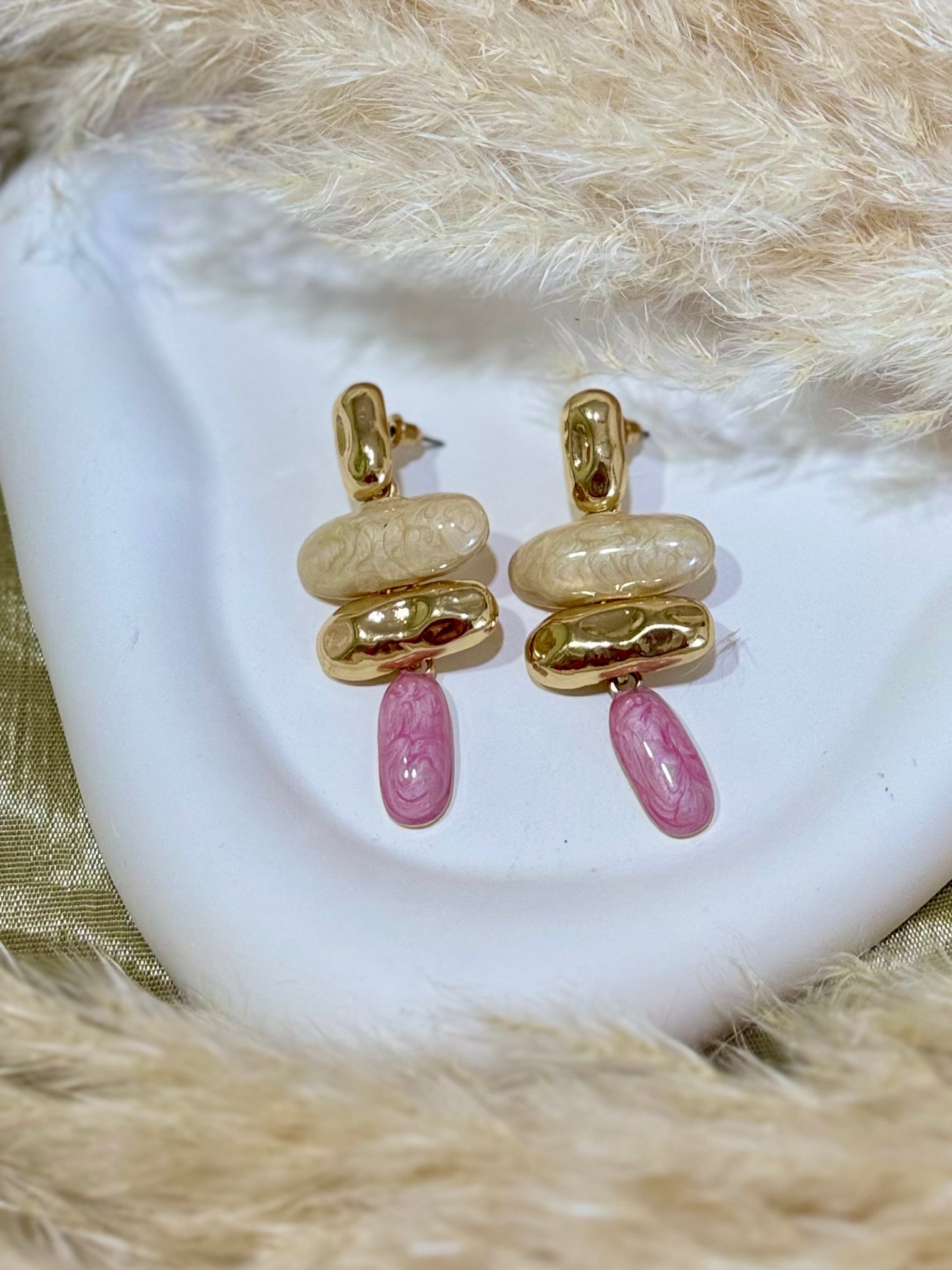 Aura Color Gold Detailed Turquoise Dangle  Earrings