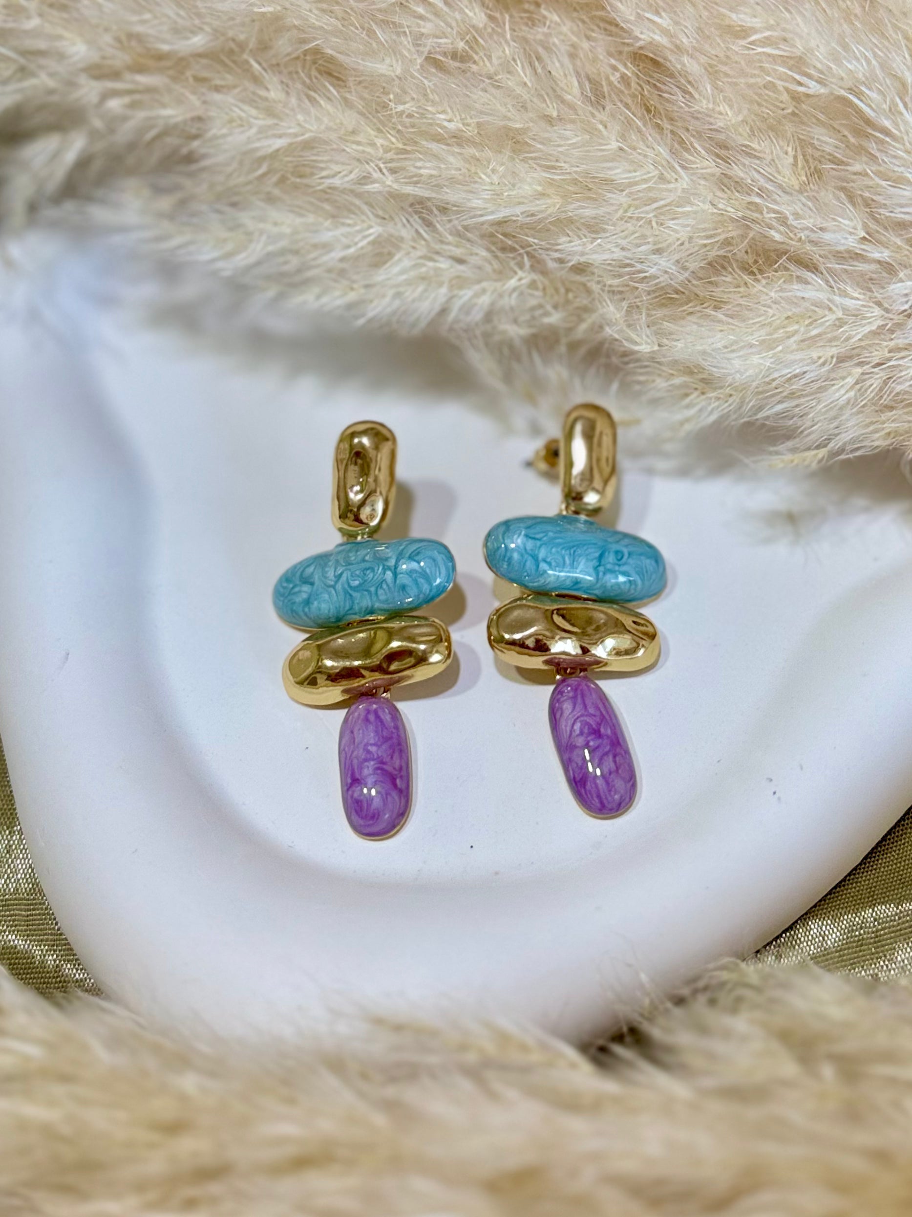 Aura Color Gold Detailed Turquoise Dangle  Earrings