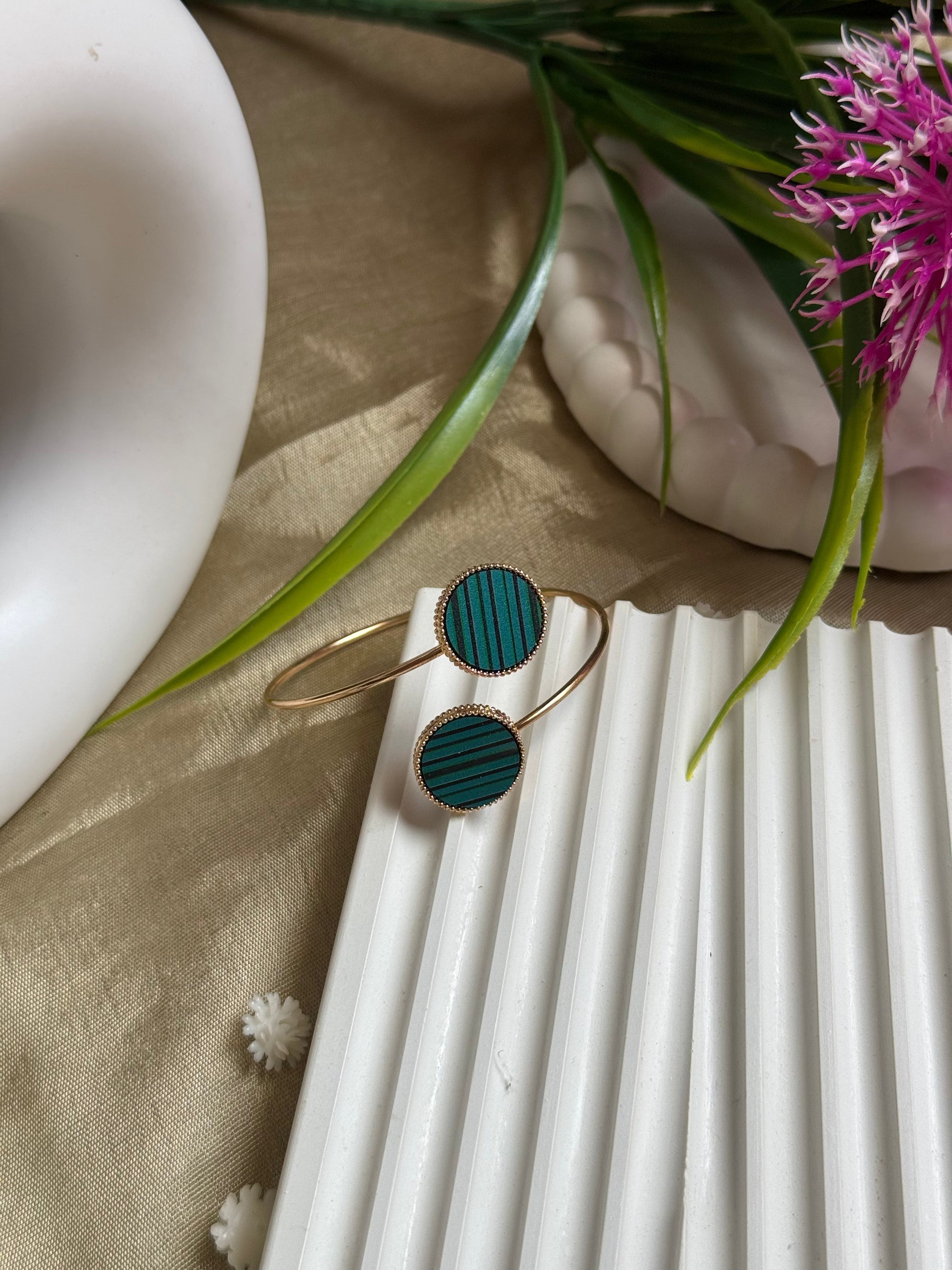 Lilith Loop Bracelet